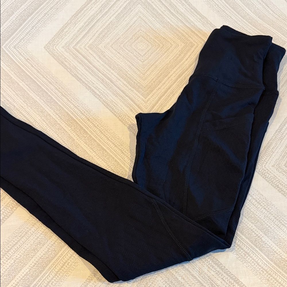 Strut This High-Waisted Black Leggings One Size 0–4 Side Pockets Stretch Fit